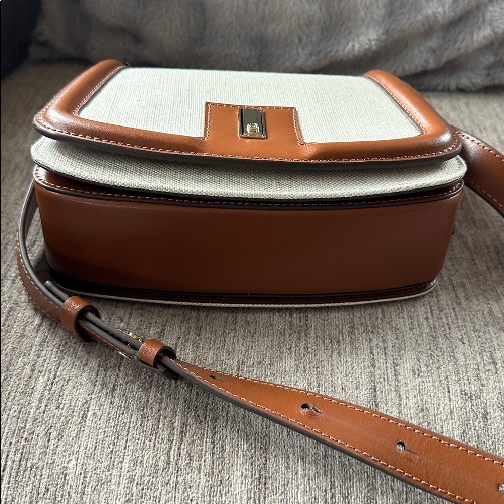 BOSS SADDLE BAG WITH LEATHER TRIMS Elegant Cream and Brown Women's Bag Sold out! - Picture 7 of 11